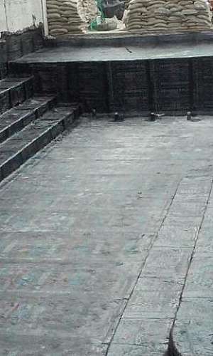 Impermeabilização de piscina enterrada Impermeabilização de piscina enterrada