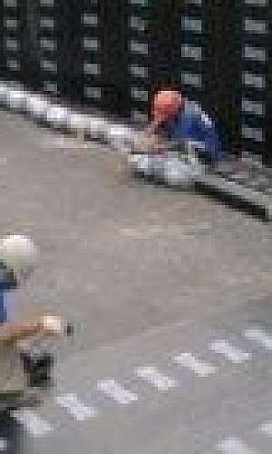 Impermeabilização de piscinas com manta asfáltica Impermeabilização de piscinas com manta asfáltica