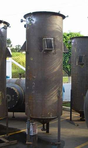 Reservatório metálico Reservatório metálico